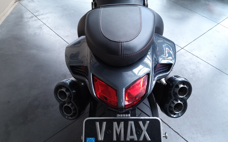 Yamaha v-max 1700