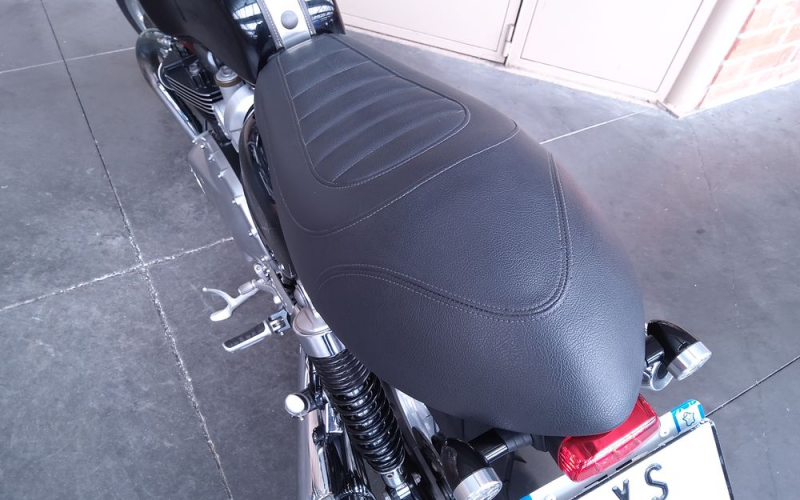 Triumph Thruxton 1200