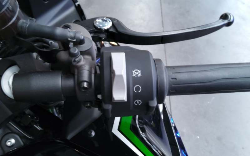 Kawasaki Ninja 1000 SX