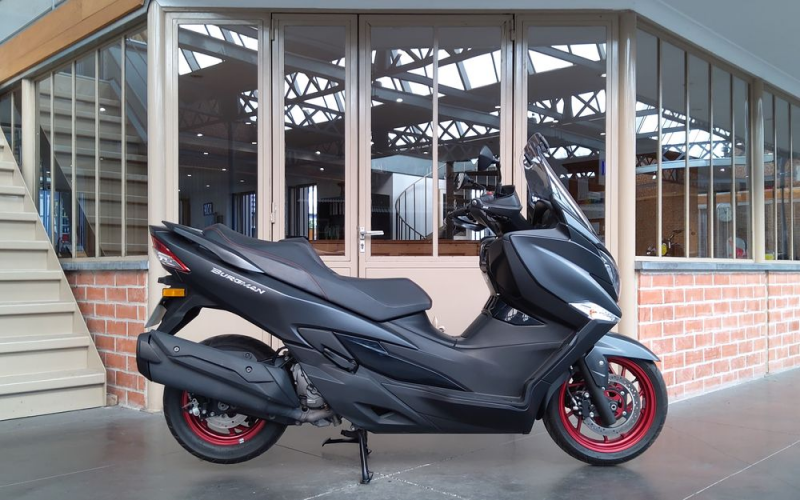 Suzuki Burgman 400