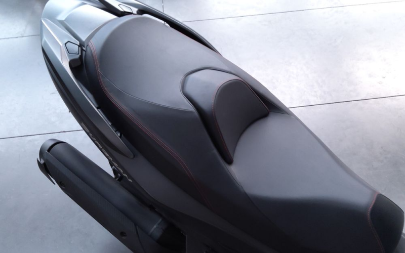Suzuki Burgman 400