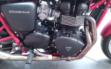Triumph bonneville se