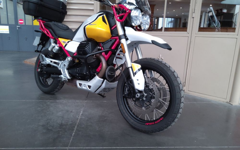 Moto guzzi V85TT