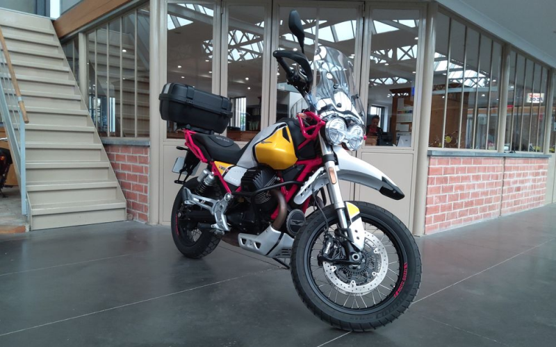 Moto guzzi V85TT