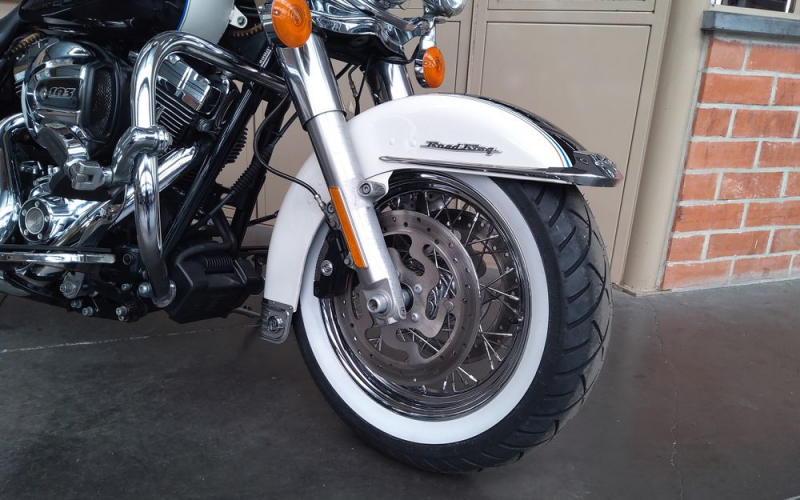 Harley Road king classic