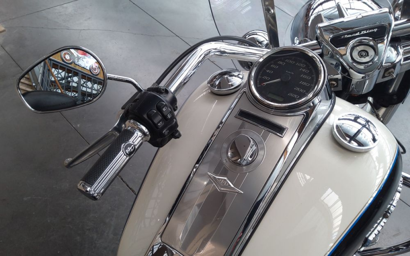 Harley Road king classic
