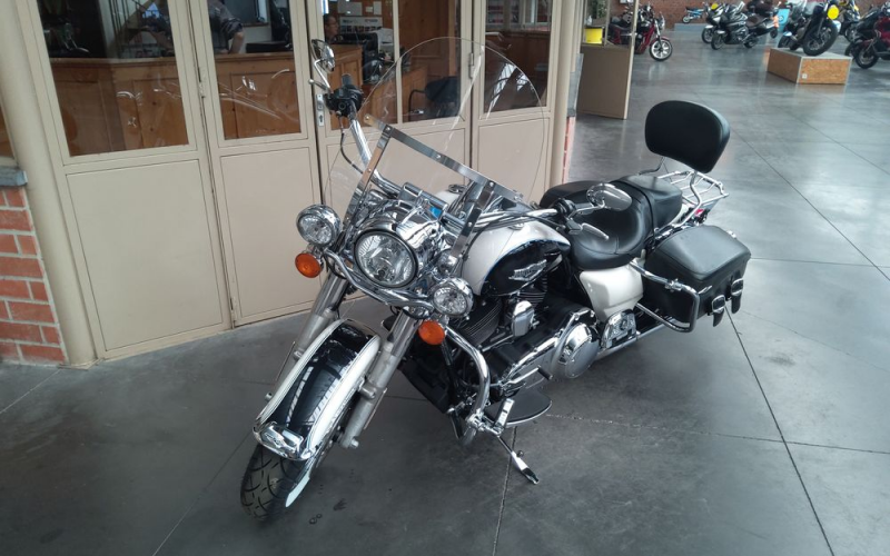 Harley Road king classic