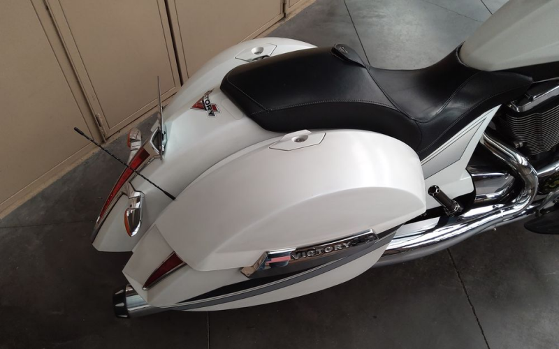 Victory Magnum