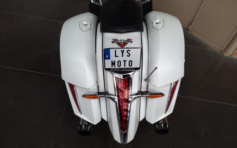 Victory Magnum