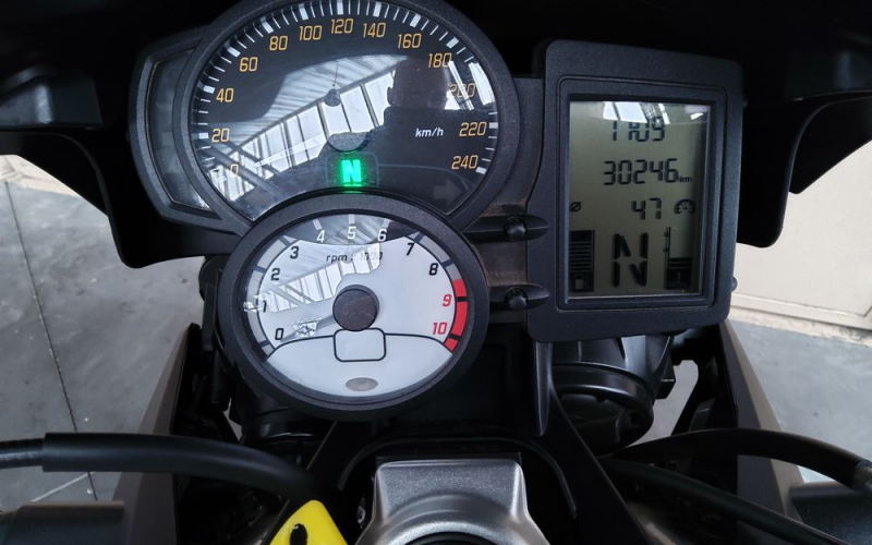 Bmw f800r abs