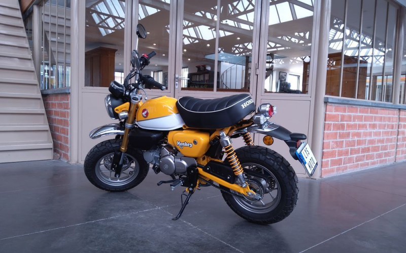 Honda monkey 125