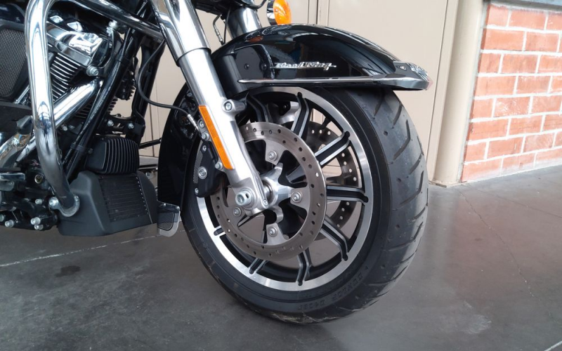 Harley road king 1745