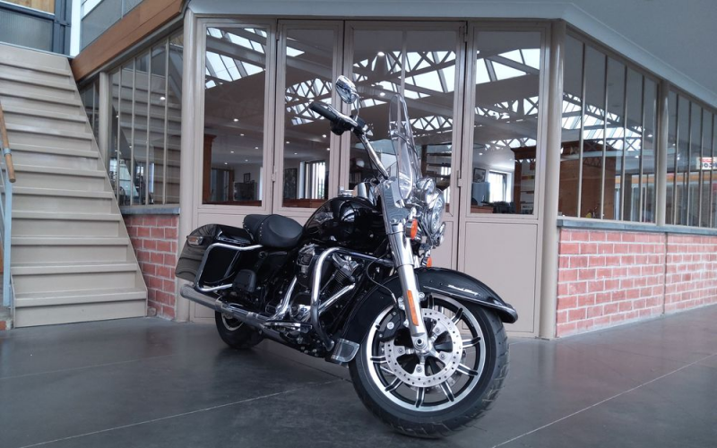 Harley road king 1745