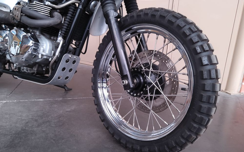 Triumph 900 scrambler