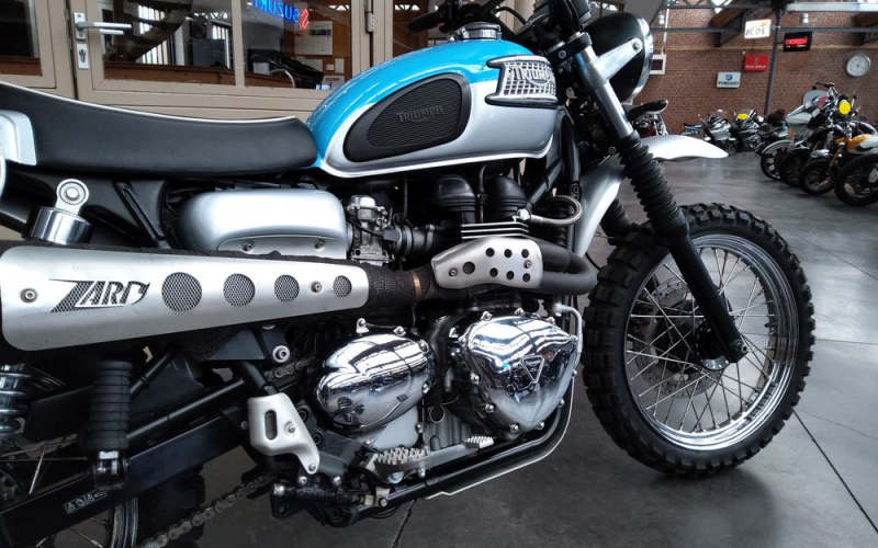 Triumph 900 scrambler