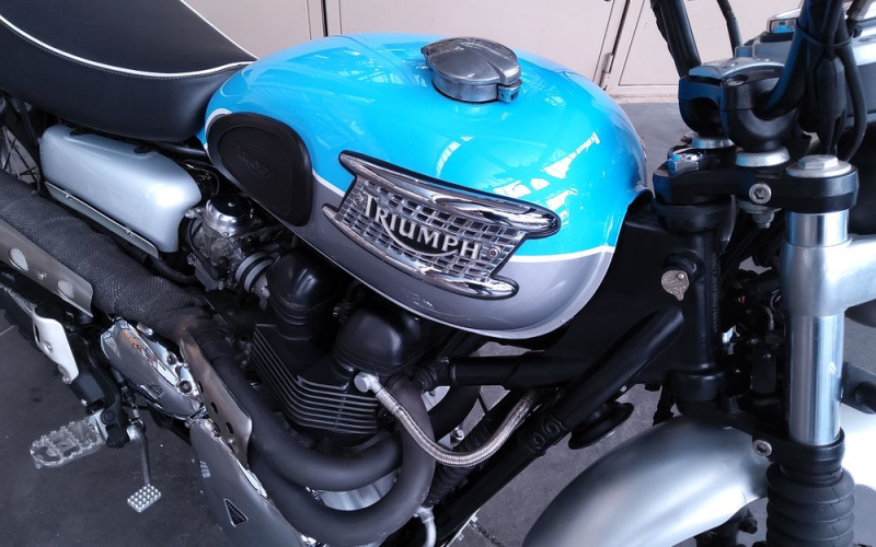Triumph 900 scrambler