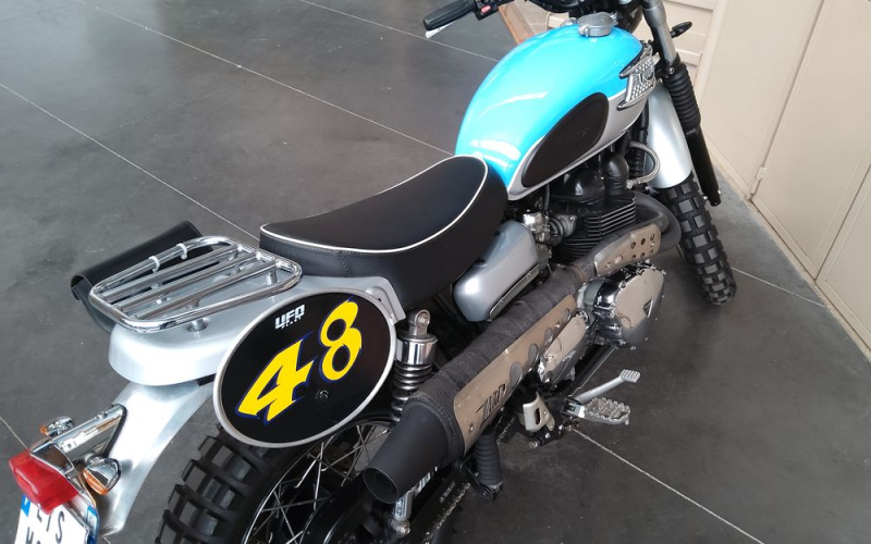 Triumph 900 scrambler