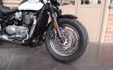 Triumph speedmaster 1200