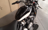Triumph speedmaster 1200