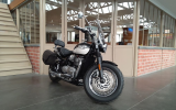 Triumph speedmaster 1200