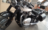Triumph speedmaster 1200