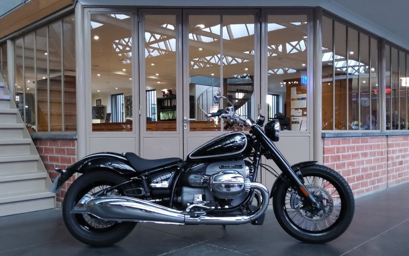 Bmw r18 first edition
