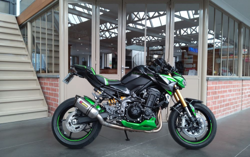 Kawasaki z 900 se