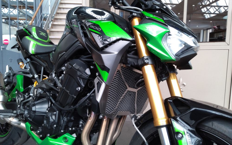 Kawasaki z 900 se