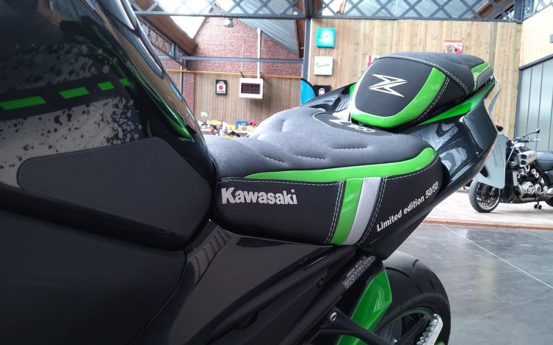 Kawasaki z 900 se