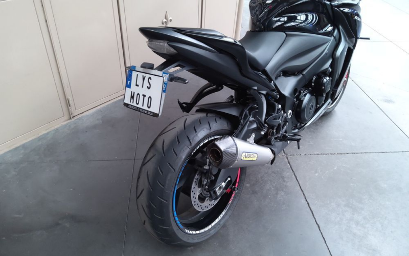 Suzuki gsx-s 1000f
