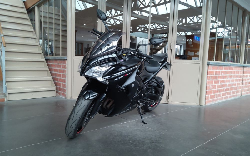 Suzuki gsx-s 1000f
