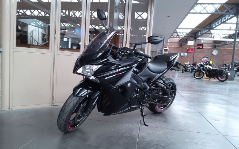 Suzuki gsx-s 1000f