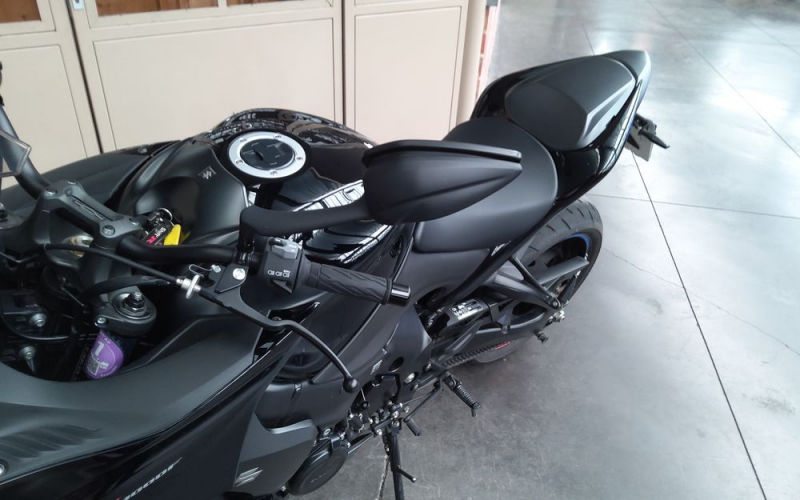 Suzuki gsx-s 1000f