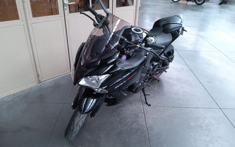 Suzuki gsx-s 1000f