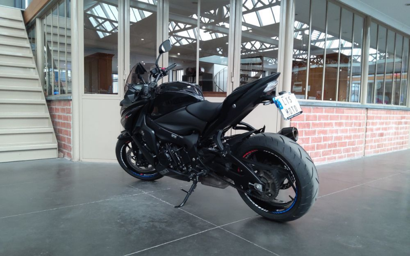 Suzuki gsx-s 1000f
