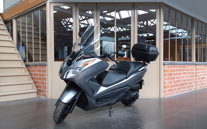 Honda Forza 300