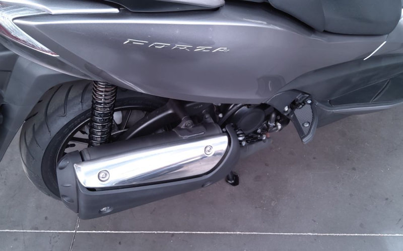 Honda Forza 300