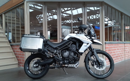 Triumph tiger 800 xca