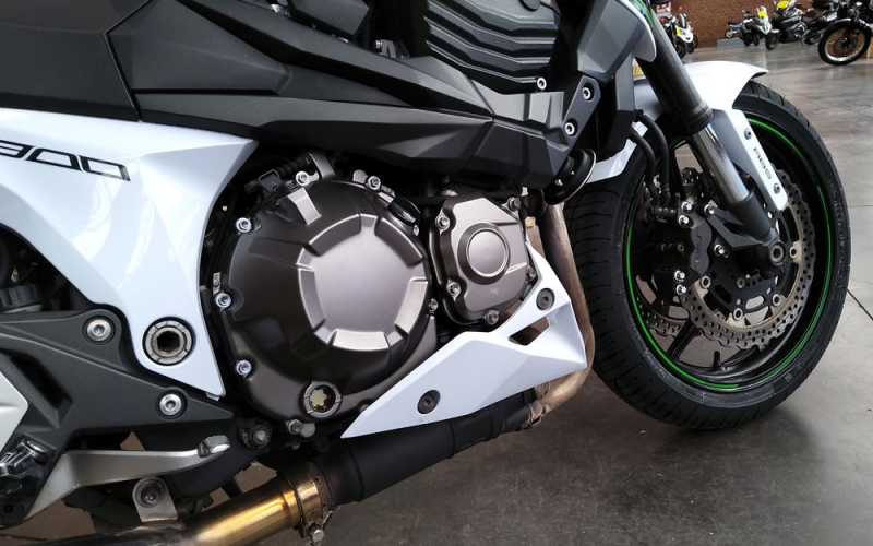 Kawasaki z800abs