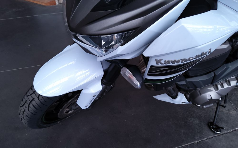 Kawasaki z800abs