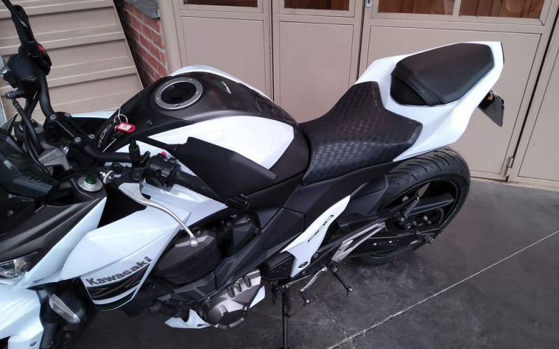 Kawasaki z800abs