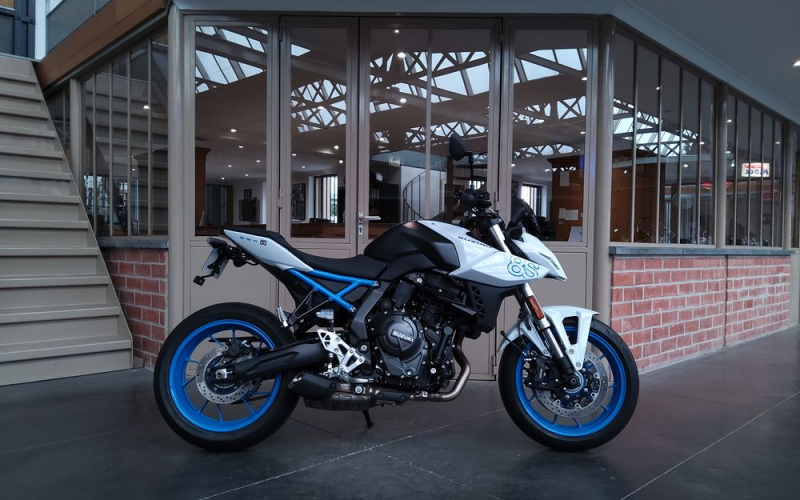 Suzuki gsx-8s