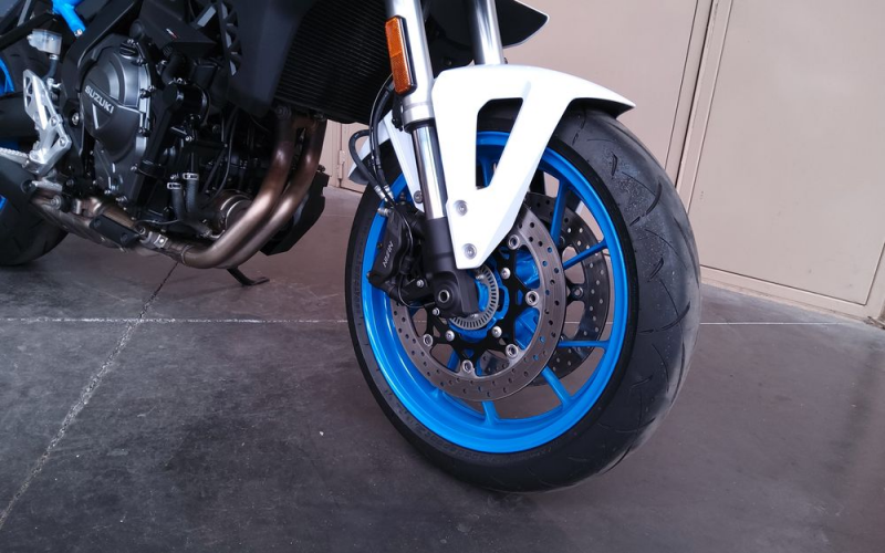 Suzuki gsx-8s
