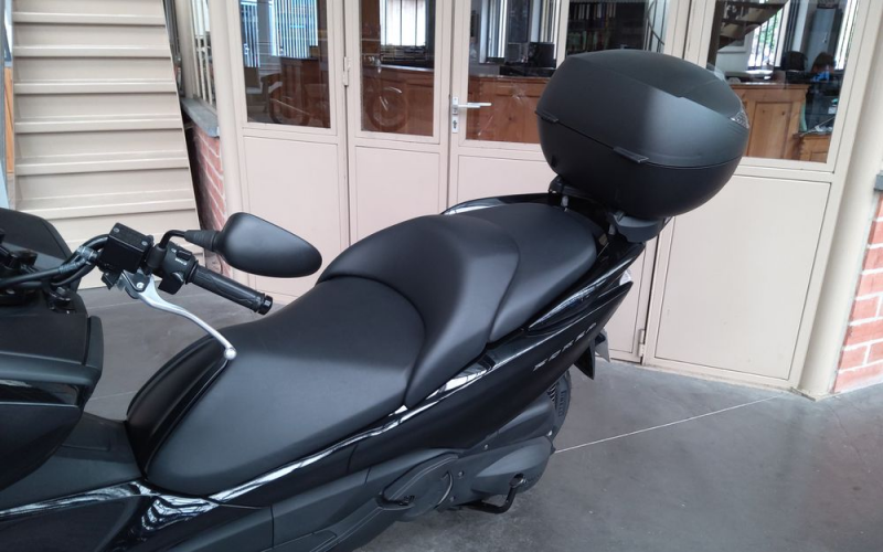 Honda Forza 300