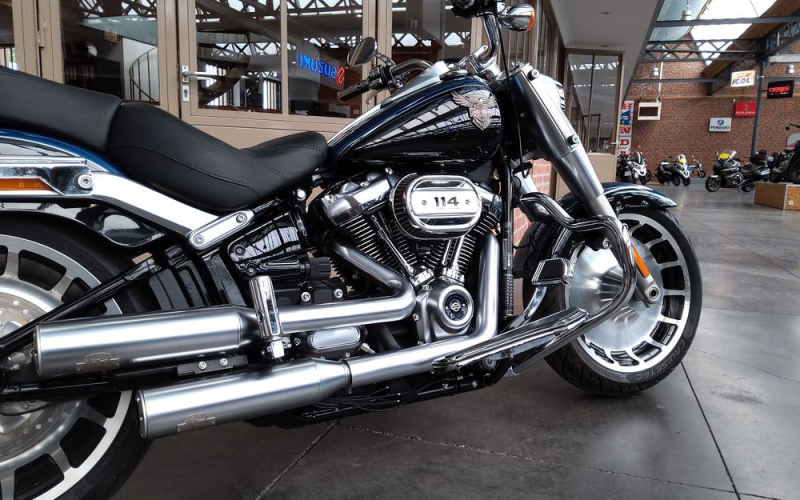 Harley fat boy anniversaire