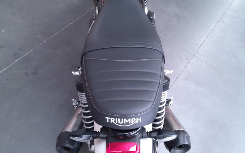 Triumph Speed Twin 1200