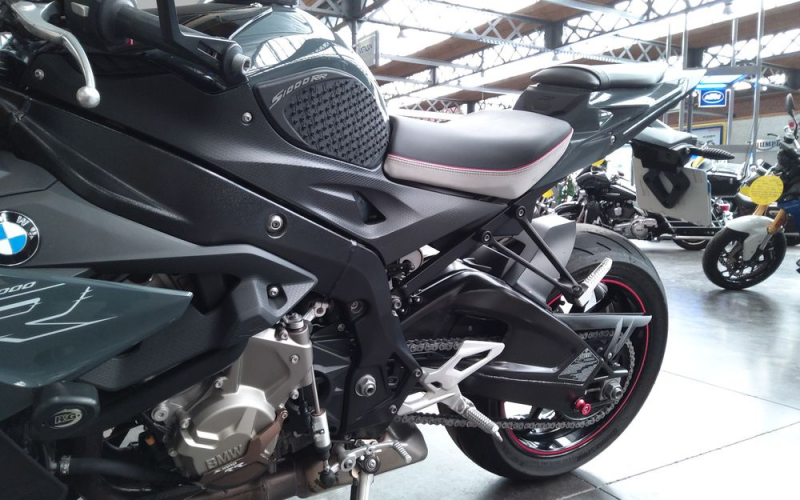 Bmw s1000r