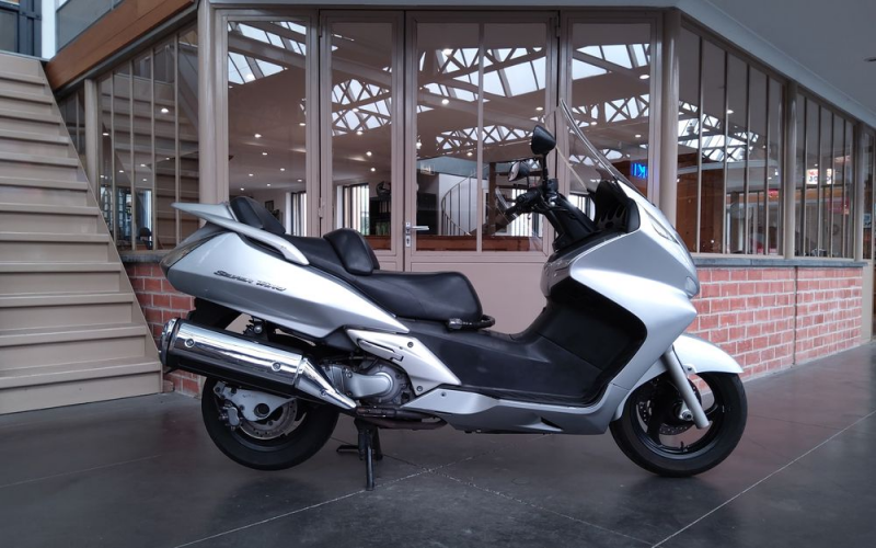 Honda fjs 600 silverwing