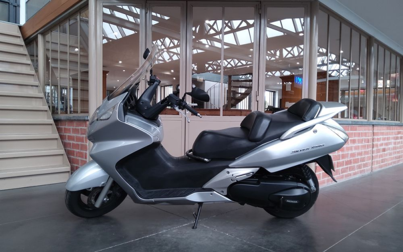 Honda fjs 600 silverwing