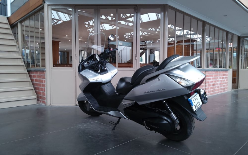 Honda fjs 600 silverwing